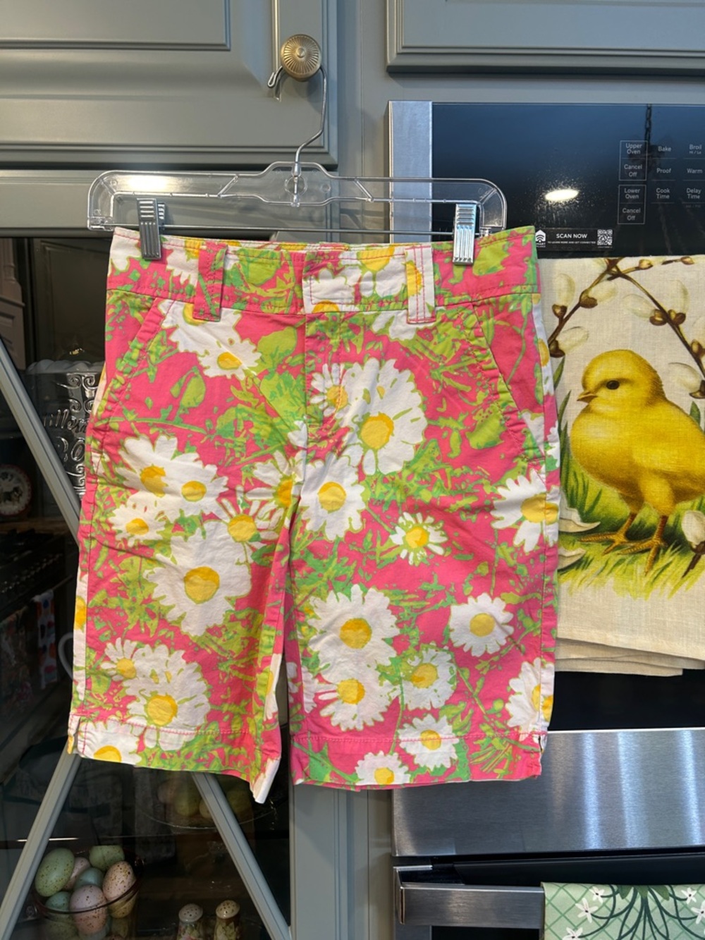 Lilly Pulitzer Pink Daisy-Print Women’s Shorts